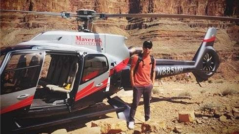 Hồ Quang Hiếu phấn khích ngồi trực thăng tham quan điểm quay Transformer Ảnh 2