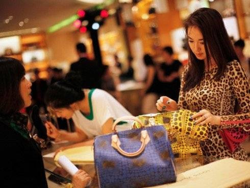 Vén màn bí mật cuộc sống của các 'cậu ấm cô chiêu' Trung Quốc Ảnh 2