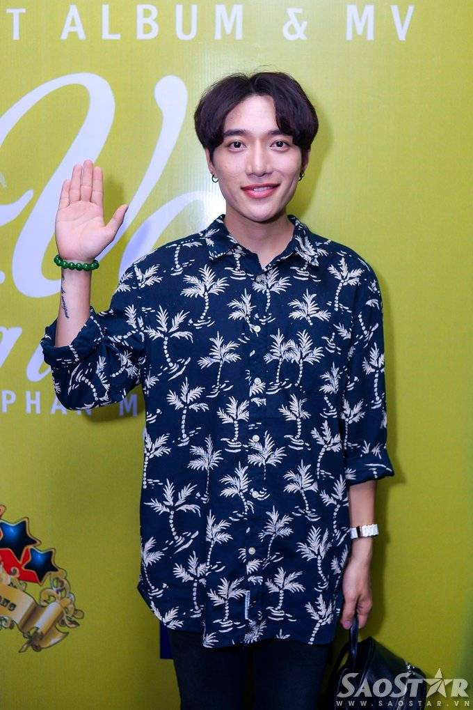 Nam ca sĩ có ca khúc 'vượt mặt' Sơn Tùng M-TP tung MV mới Ảnh 9