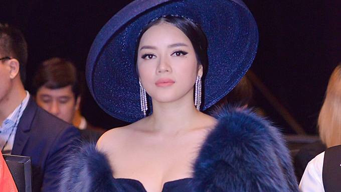 Lý Nhã Kỳ quý phái giữa dàn người đẹp dự Elle Show Ảnh 2