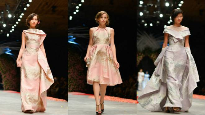 Phương My lãng mạn, Julien Fournie dữ dội trong đêm mở màn VIFW Ảnh 2