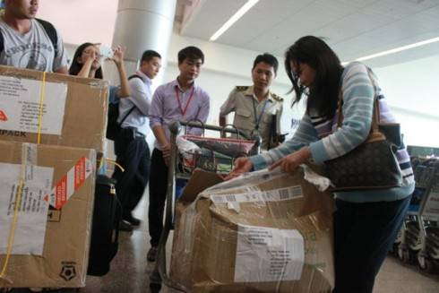 Nhiều nhân viên mặt đất Tân Sơn Nhất lấy tài sản khách Ảnh 2