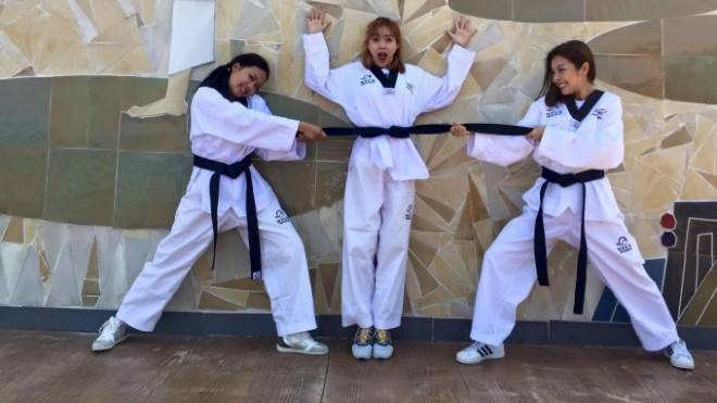 Minh Hằng, Jennifer Phạm, Hồng Ánh 'tung chưởng' tại học viện Taewondo Ảnh 2