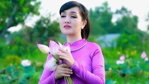 Hà Vân gây xúc động với MV về mẹ Ảnh 2