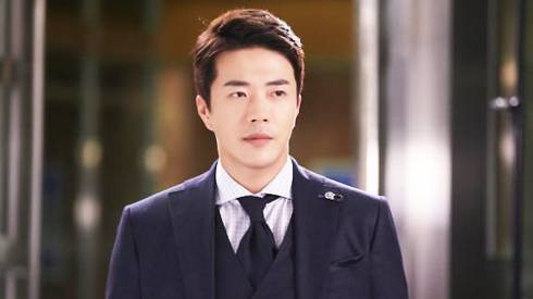 Hành trình 15 năm 'ăn cơm' nghệ thuật của Kwon Sang Woo Ảnh 2