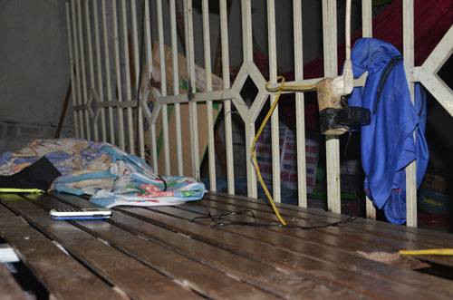 Sử dụng điện thoại trong lúc sạc, bé trai 13 tuổi tử vong Ảnh 2