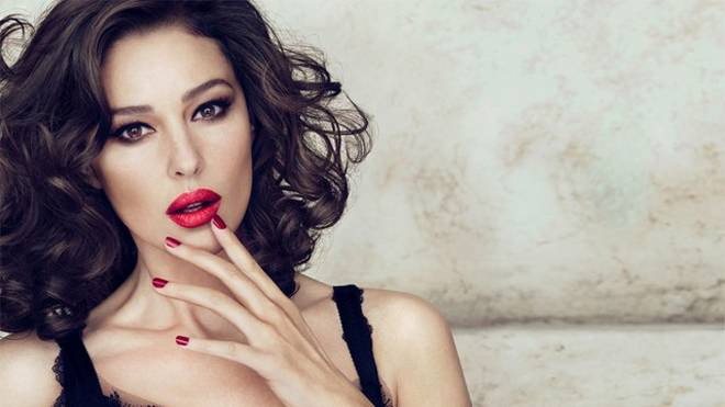 'Bond Girl' dùng sex để duy trì vóc dáng Ảnh 2