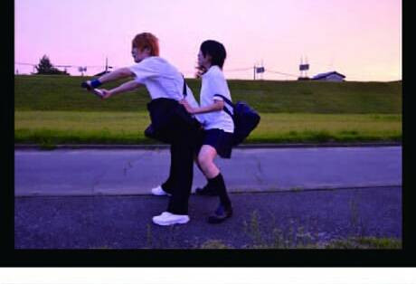 Sặc cười với hậu trường chụp ảnh nghệ thuật 'bá đạo' của giới trẻ Nhật Ảnh 2