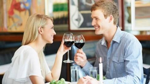 Đặc điểm gây ấn tượng đầu tiên cho phái mạnh đã không còn là ngực phụ nữ Ảnh 2