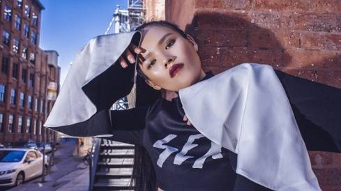 Tuyết Lan kiêu sa trên đường phố New York Ảnh 2