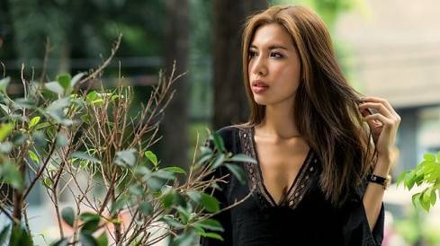 Minh Tú và những điều chưa kể sau 2 tuần lễ Thời trang danh tiếng Ảnh 2