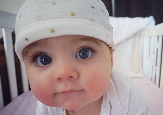 Ghen tị với tiệc thôi nôi của 'hot girl' nổi tiếng nhất cộng đồng mạng Ảnh 2