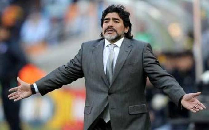 'Cậu bé vàng' Maradona: 54 tuổi mà vẫn như 'trẻ trâu' Ảnh 2