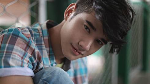 Mỹ nam Mario Maurer đến Việt Nam ký tặng và chụp ảnh cùng các fan Ảnh 2