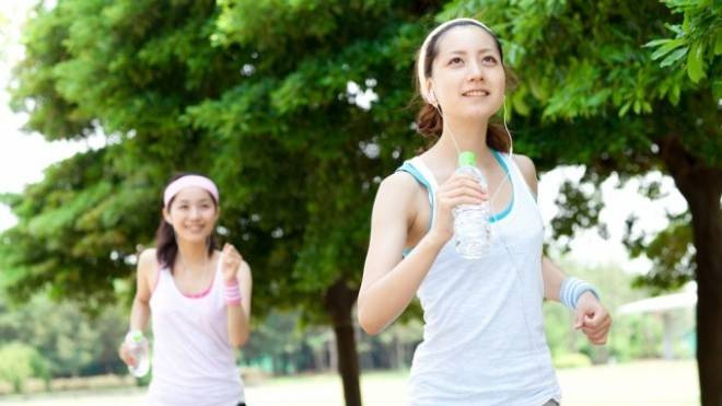 Đừng đợi sau 30 mới bắt đầu tập thể dục! Ảnh 2