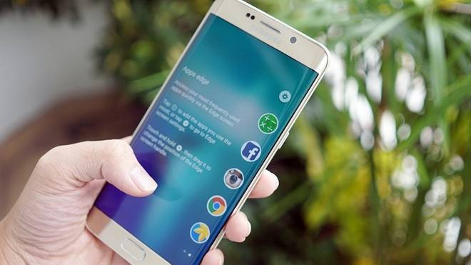 Những đối thủ của iPhone 6S chính hãng tại Việt Nam Ảnh 2