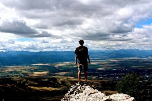 Bài viết dành tặng cho tất cả những ai đang và sẽ sống có ý nghĩa Ảnh 2