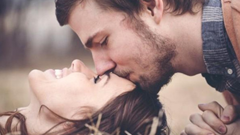 Những sao nam vẫn sẽ nói 'anh yêu em' sau chừng ấy năm yêu đương Ảnh 2