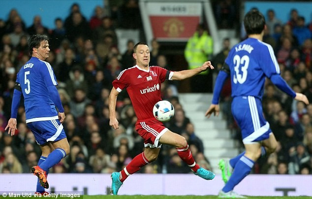 Terry gửi thư an ủi vợ của một fan không may qua đời Ảnh 2