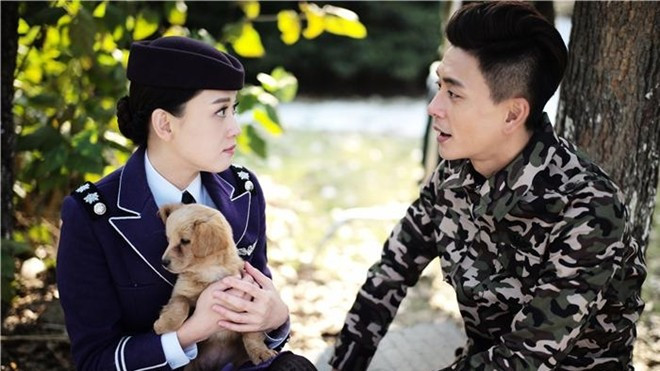 'Vô duyên' với Huỳnh Tông Trạch, Trần Kiều Ân cặp kè Vương Khải? Ảnh 2