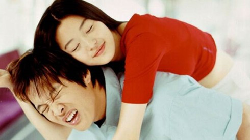 Top 3 sao nữ càng cứng đầu càng được người yêu cưng chiều Ảnh 2