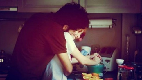 12 sao nam thể hiện tình yêu bằng hành động nào? Ảnh 2