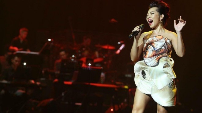 Hà Trần với thiết kế 3D 'có một không hai' trong đêm nhạc Diva Ảnh 2