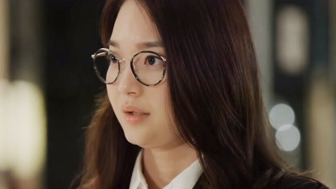 'Nàng béo' Shin Min Ah thay Hwang Jung Eum đại náo màn ảnh Hàn Ảnh 2