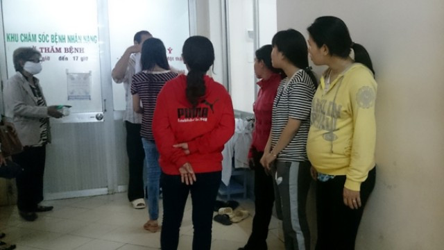 TP. HCM: Bị từ chối tình cảm, nhân tình của mẹ tạt xăng đốt cả hai mẹ con Ảnh 2