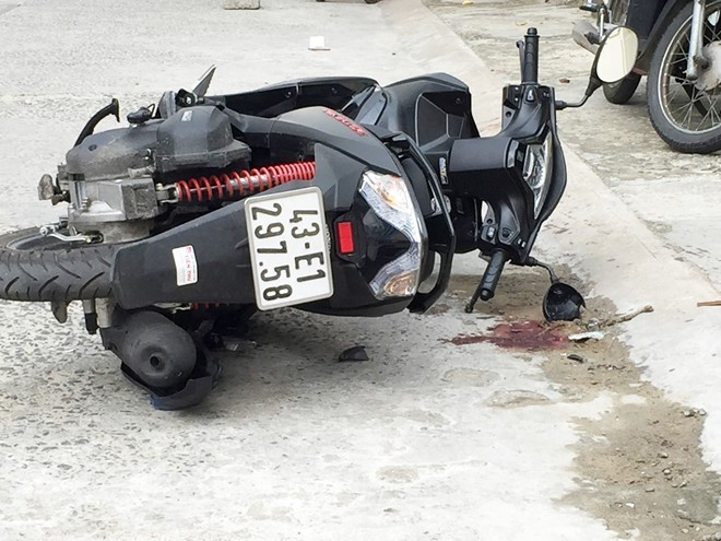 Súng nổ ở Đà Nẵng, người đàn ông đưa con đi học trúng đạn Ảnh 2