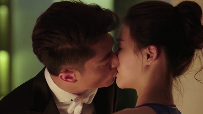 Bạc Cận Ngôn sung sướng vì đêm đầu tiên cùng bạn gái Ảnh 2