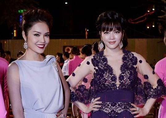 Lý Nhã Kỳ dễ dàng trở thành 'bà hoàng thảm đỏ' ngày khai mạc LHP Việt Nam Ảnh 2