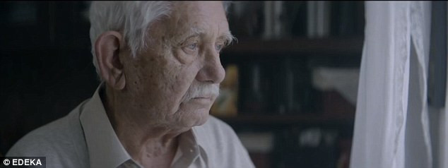 Xót xa câu chuyện người cha giả chết để được đoàn tụ với các con Ảnh 2