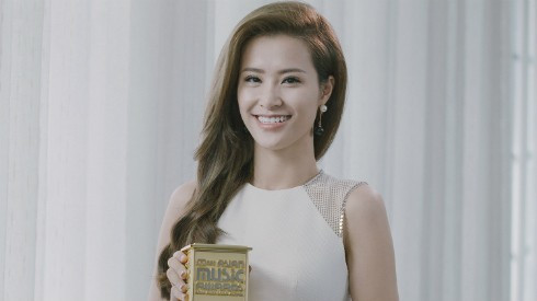 Đông Nhi được vinh danh 'Nghệ sĩ châu Á xuất sắc nhất' tại MAMA 2015 Ảnh 2