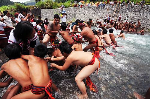 Trò chơi kéo co của Việt Nam là di sản được UNESCO công nhận Ảnh 2
