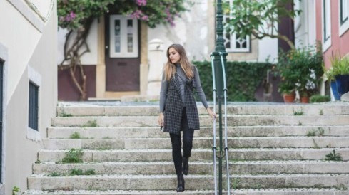 Gợi ý phối đồ ngày đông với áo khoác không tay sành điệu Ảnh 2