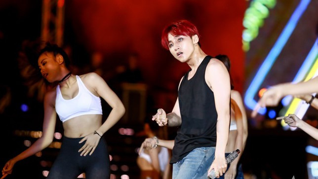 5 điểm nhấn thú vị trong 'Chuyến bay đầu tiên' của Sơn Tùng M-TP Ảnh 2