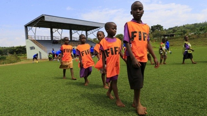 Giấc mơ thành sao lắm gập ghềnh của cầu thủ châu Phi Ảnh 2