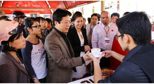 Nóng: 'Chiến tranh pháp lý' giữa vợ chồng đại gia Đặng Lê Nguyên Vũ Ảnh 2