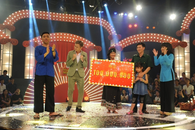 Clip: Thí sinh đầu tiên ẵm 100 triệu của 'Thách thức danh hài' mùa 2 Ảnh 2