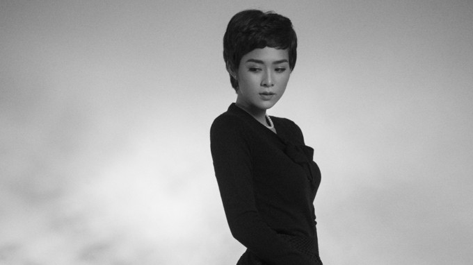 Diệp Bảo Ngọc khác lạ, nổi loạn khi cắt phăng mái tóc Ảnh 2