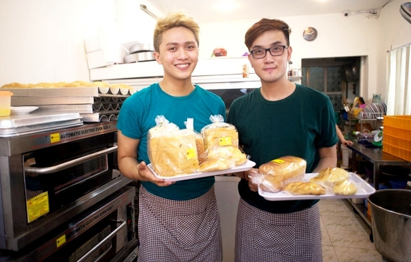 Chuyện tình đồng tính 'đẹp như mơ' của chủ tiệm bánh điển trai Ảnh 2