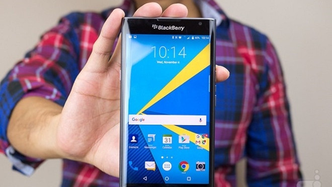 Điểm danh 6 mẫu smartphone 'khác người' trong năm 2015 Ảnh 2