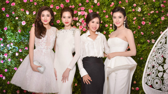 Đặng Thu Thảo quyến rũ bên dàn hoa hậu, á hậu Ảnh 2