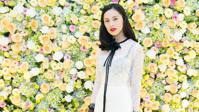 Bạn gái Cường Đô La diện váy xuyên thấu dự tiệc cùng dàn mỹ nhân Việt Ảnh 2