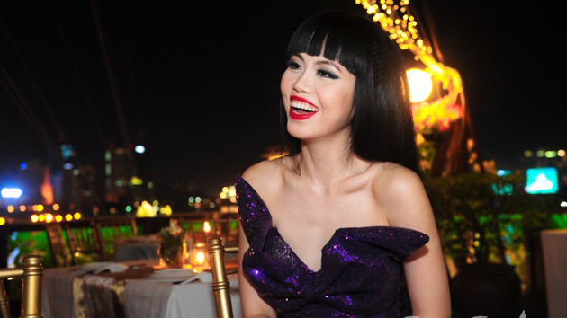 Jessica Minh Anh vui vì 'bị' báo chí Việt Nam chê vòng 1 bé Ảnh 2