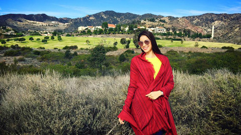 Phạm Hương: 'Về thôi đi xa đã lâu rồi' Ảnh 2