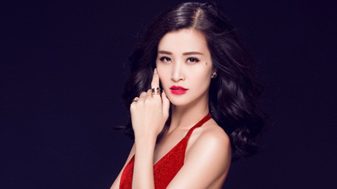 Video: Cùng Đông Nhi nhìn lại năm 2015 đầy rực rỡ Ảnh 2