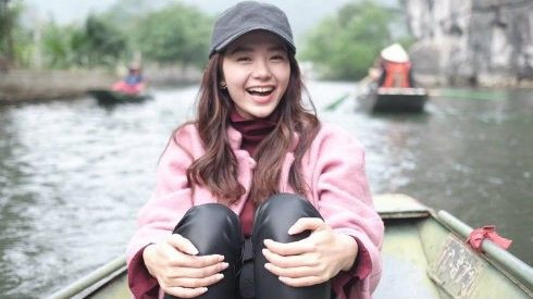 Minh Hằng siêu đáng yêu trong loạt ảnh du lịch Ninh Bình Ảnh 2