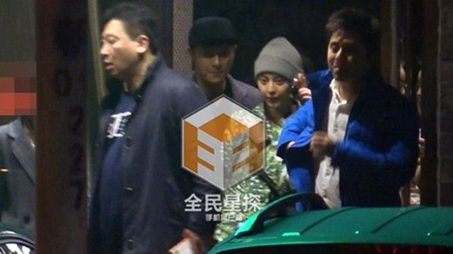 Phạm Băng Băng lộ mặt mộc già nua khi đi ăn với Lý Thần Ảnh 2